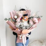10 Rose + Doll