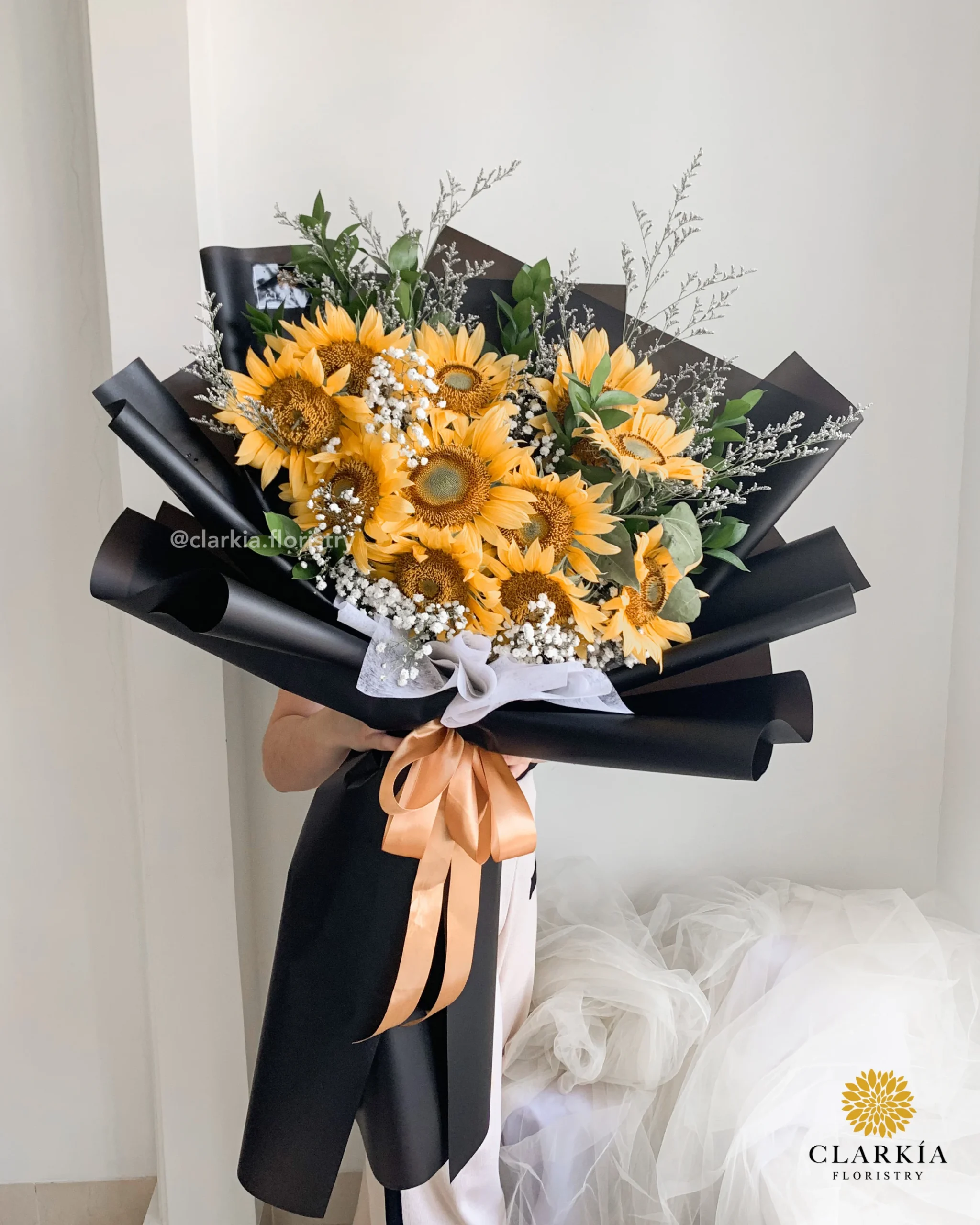 Fresh 10 Sunflower Black 10 Sunflower (Klik Untuk Lihat Warna) - Image 1