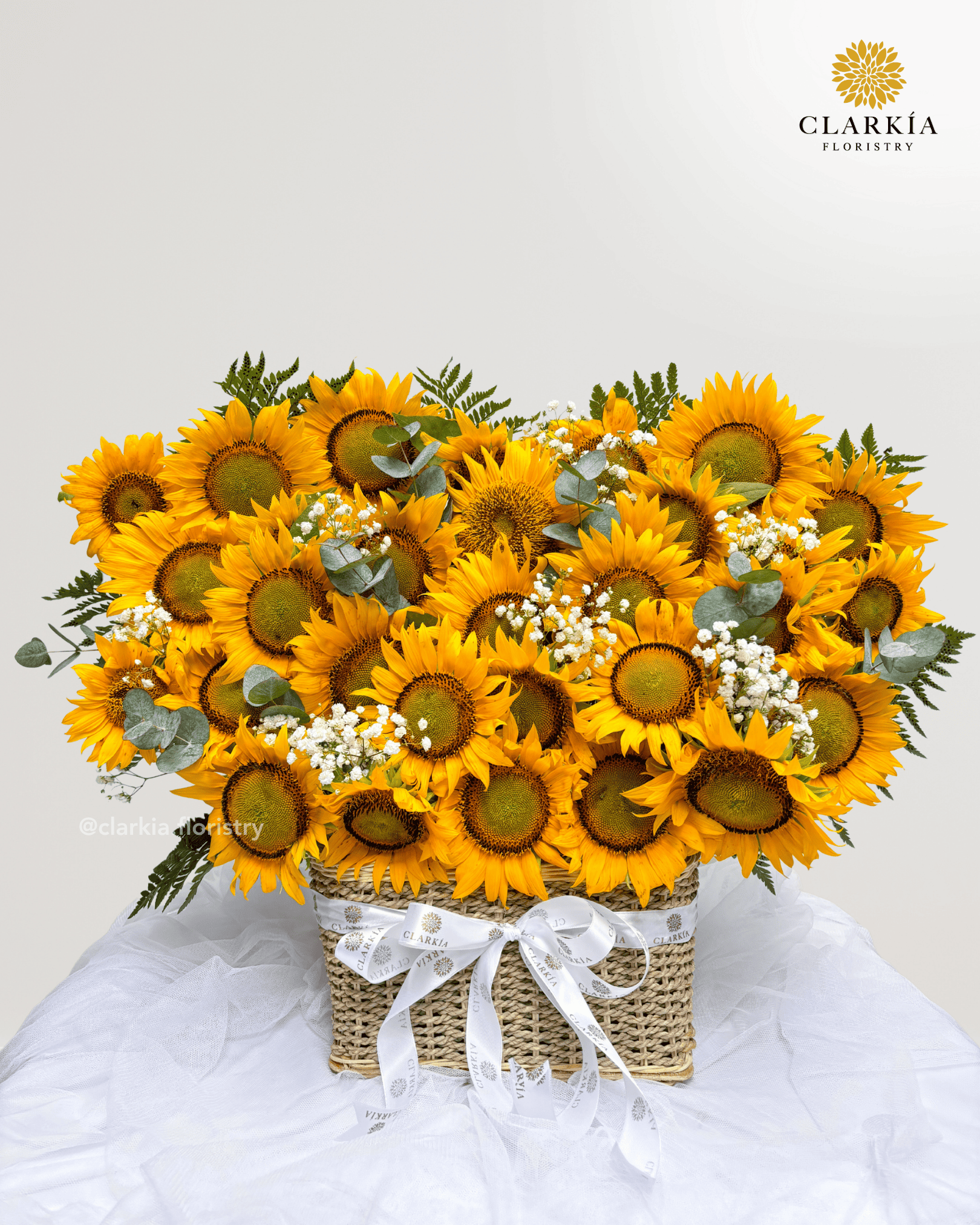 Fresh 30 Sunflower (2) 30 Sunflowers Basket - Image 1