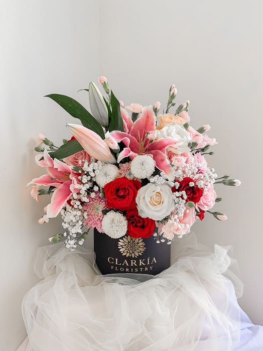 LILY MIX BOX 20cm 650k Lily Mix Box 20cm - Image 1