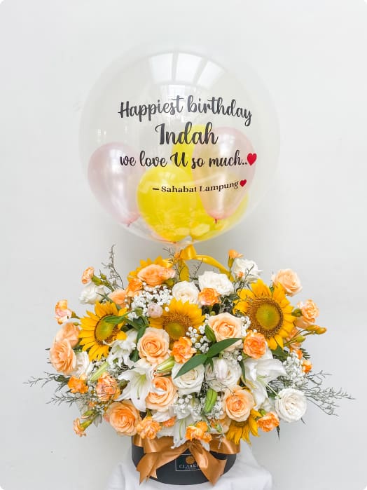 Jumbo Fresh Flower + Balloon