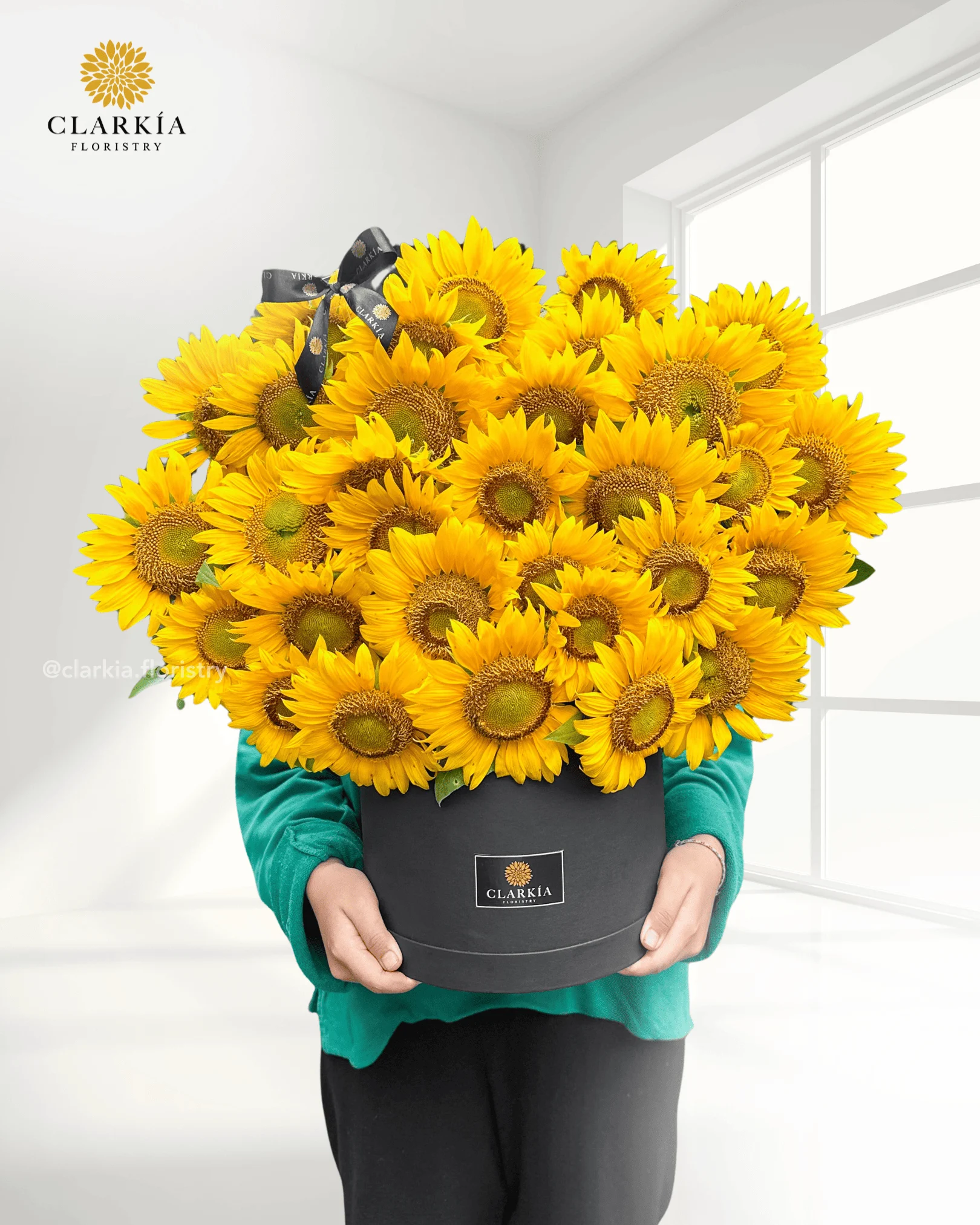 Fresh 30 Sunflower Box Fresh 30 Sunflowers Box - Image 1